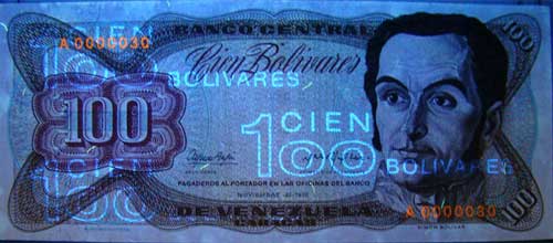 Piece bbcv100bs-da01-a7 (Obverse, under ultraviolet light)