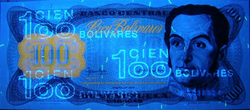 Piece bbcv100bs-db01-p7 (Obverse, under ultraviolet light)