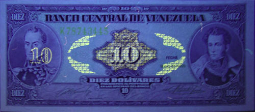 Piece bbcv10bs-eb02-k8,e3 (Obverse, under ultraviolet light)