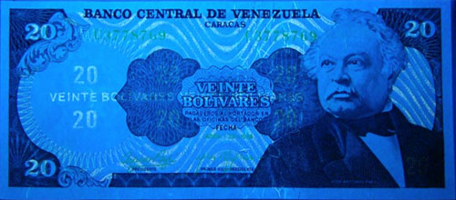 Piece bbcv20bs-fa01-c7 (Obverse, under ultraviolet light)