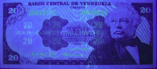 Piece bbcv20bs-fa02-j7 (Obverse, under ultraviolet light)