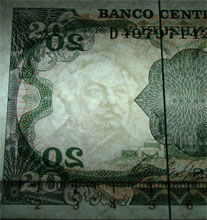 Piece bbcv20bs-fb03-d8 (Obverse, in front of light)