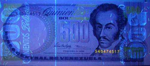 Piece bbcv500bs-ec01-s8 (Obverse, under ultraviolet light)