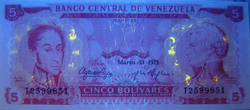 Piece bbcv5bs-ba07-t7 (Obverse, under ultraviolet light)